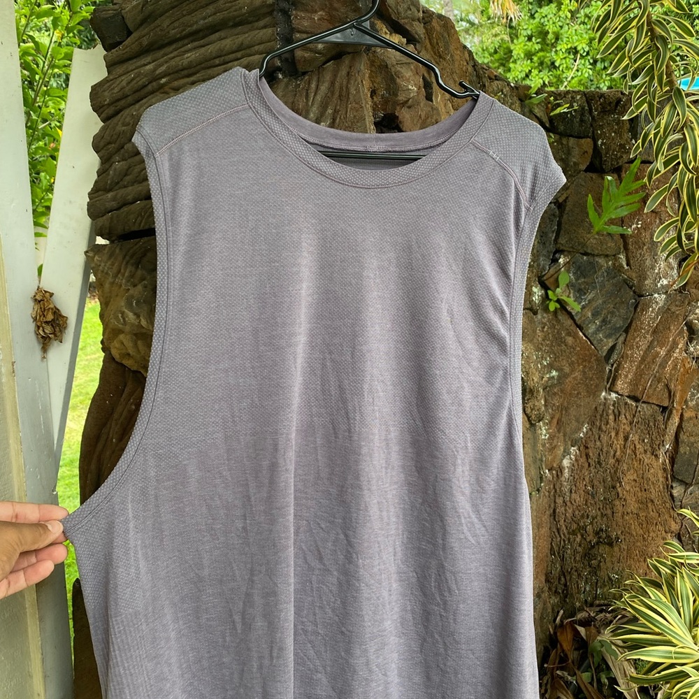 Lululemon Men’s Tank Top